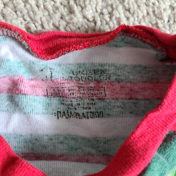 3 items - 3T Unisex holiday pajamas - Picture 3 of 10